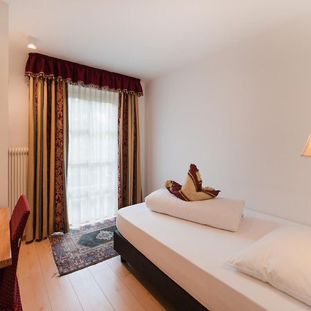 Al Plan, A Mountain Moving Hotel Сан-Виджилио-ди-Мареббе Экстерьер фото