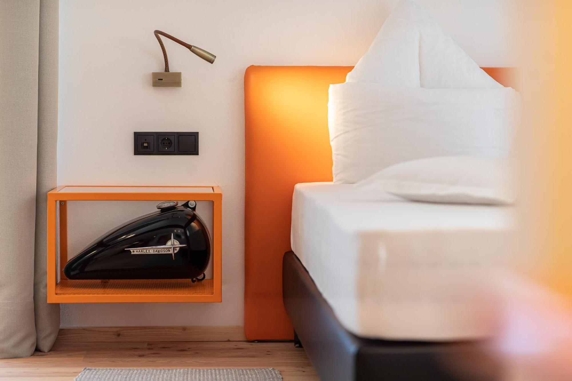 Al Plan, A Mountain Moving Hotel Сан-Виджилио-ди-Мареббе Номер фото